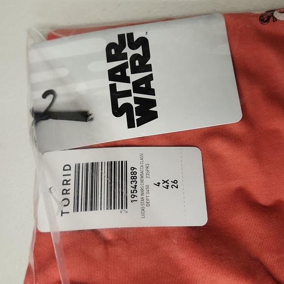 ❤️NWT VINTAGE TORRID TEE - STAR WARS CHEWBACCA TOP - CLIP NECK SHIRT PLUS SIZE - Picture 11 of 15